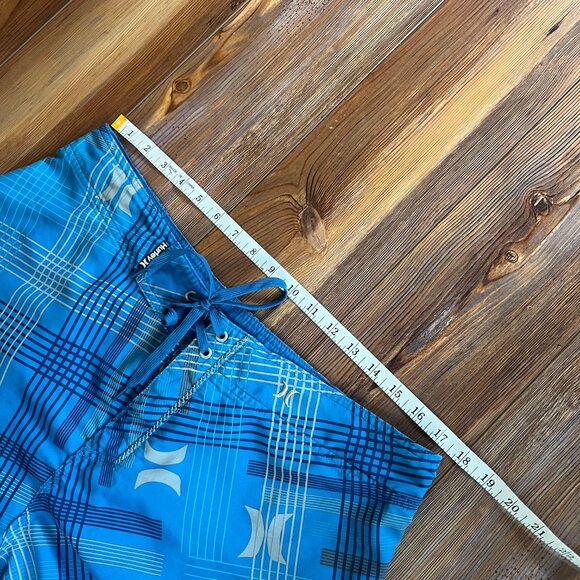 Hurley Men's Swim Trunks Blue Plaid with Gray. Size 36 - Picture 6 of 8